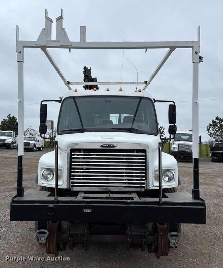 image for item EG5717 2007 Freightliner Business Class M2 Crew Cab crane truck