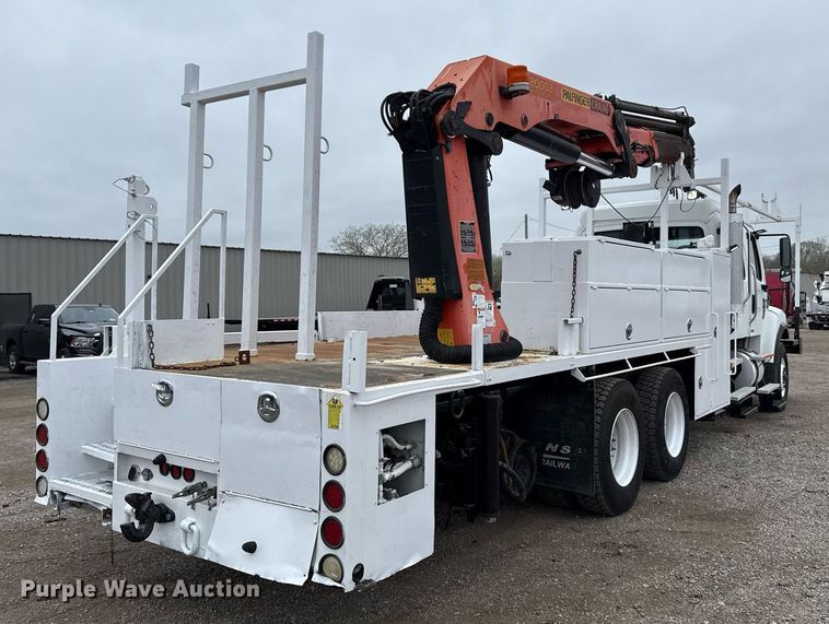 image for item EG5717 2007 Freightliner Business Class M2 Crew Cab crane truck