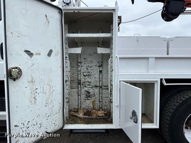 image for item EG5717 2007 Freightliner Business Class M2 Crew Cab crane truck