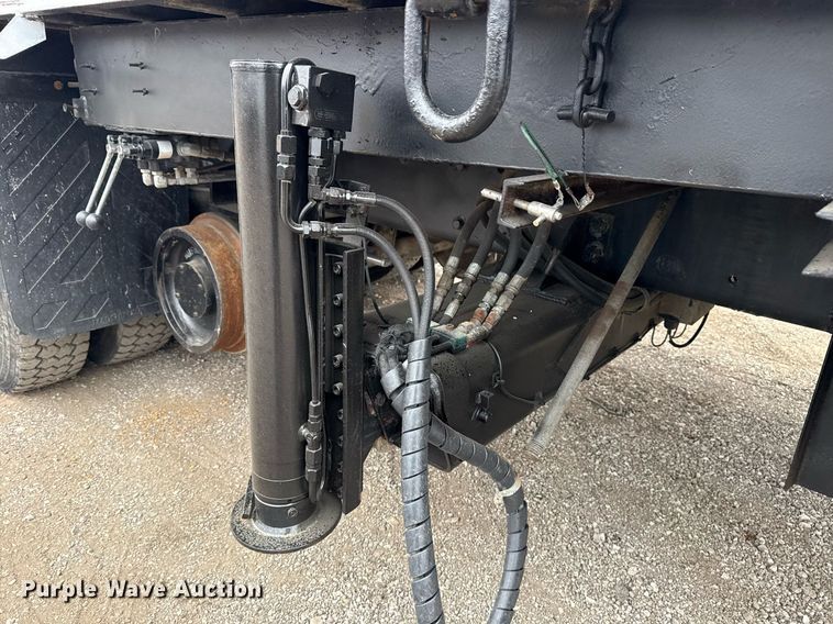 image for item EG5717 2007 Freightliner Business Class M2 Crew Cab crane truck