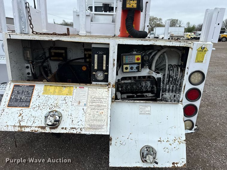 image for item EG5717 2007 Freightliner Business Class M2 Crew Cab crane truck