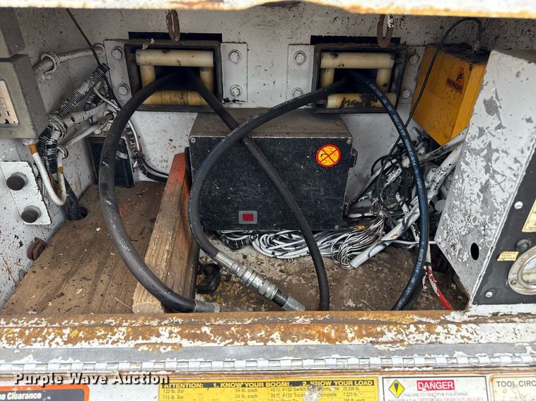 image for item EG5717 2007 Freightliner Business Class M2 Crew Cab crane truck