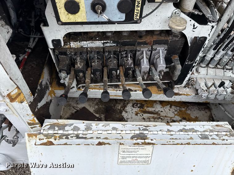 image for item EG5717 2007 Freightliner Business Class M2 Crew Cab crane truck