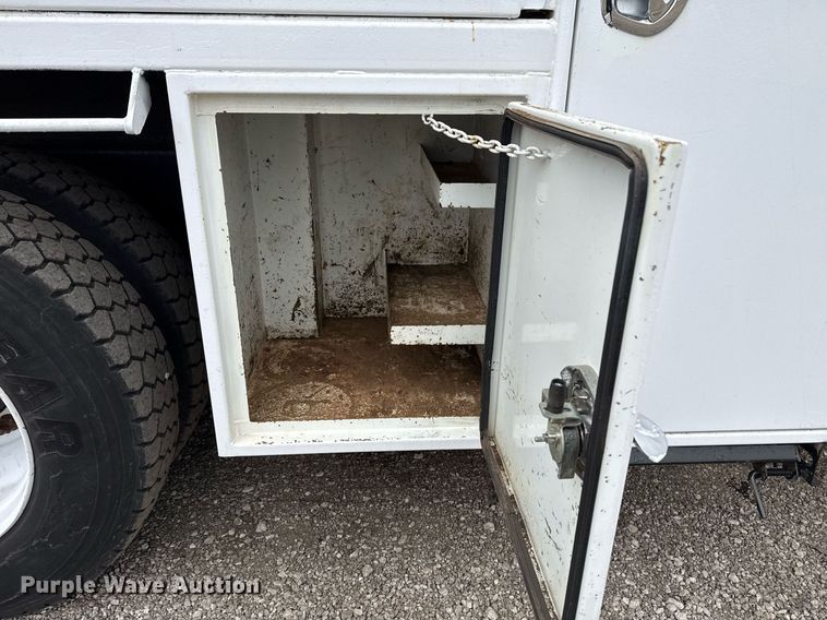 image for item EG5717 2007 Freightliner Business Class M2 Crew Cab crane truck