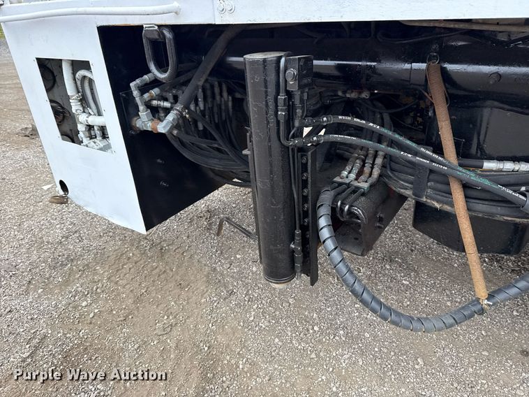 image for item EG5717 2007 Freightliner Business Class M2 Crew Cab crane truck