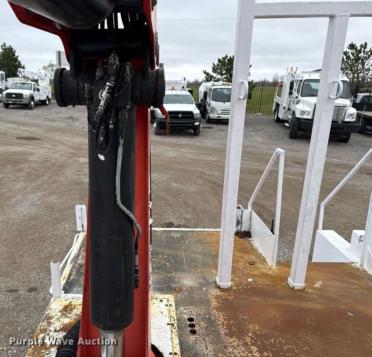 image for item EG5717 2007 Freightliner Business Class M2 Crew Cab crane truck