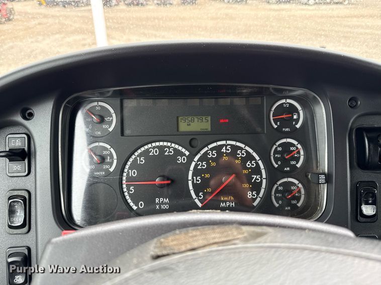 image for item EG5717 2007 Freightliner Business Class M2 Crew Cab crane truck