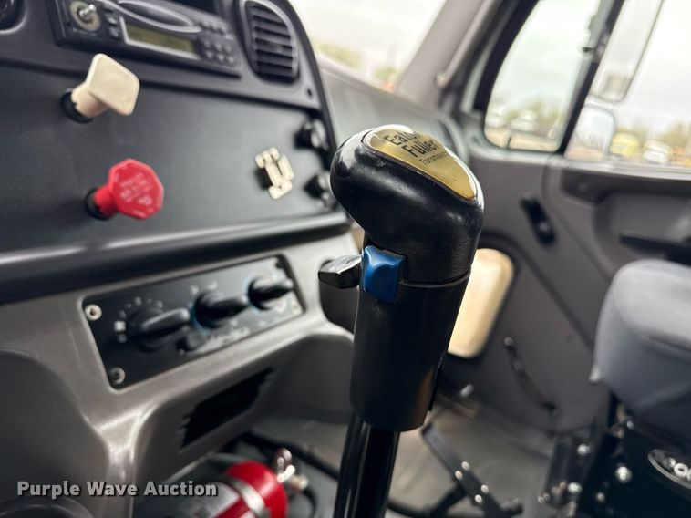 image for item EG5717 2007 Freightliner Business Class M2 Crew Cab crane truck