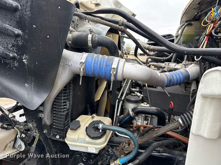 image for item EG5717 2007 Freightliner Business Class M2 Crew Cab crane truck