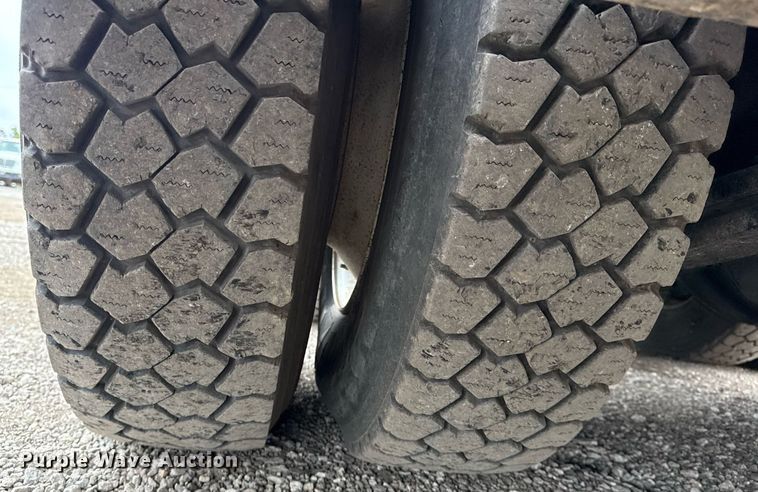 image for item EG5717 2007 Freightliner Business Class M2 Crew Cab crane truck