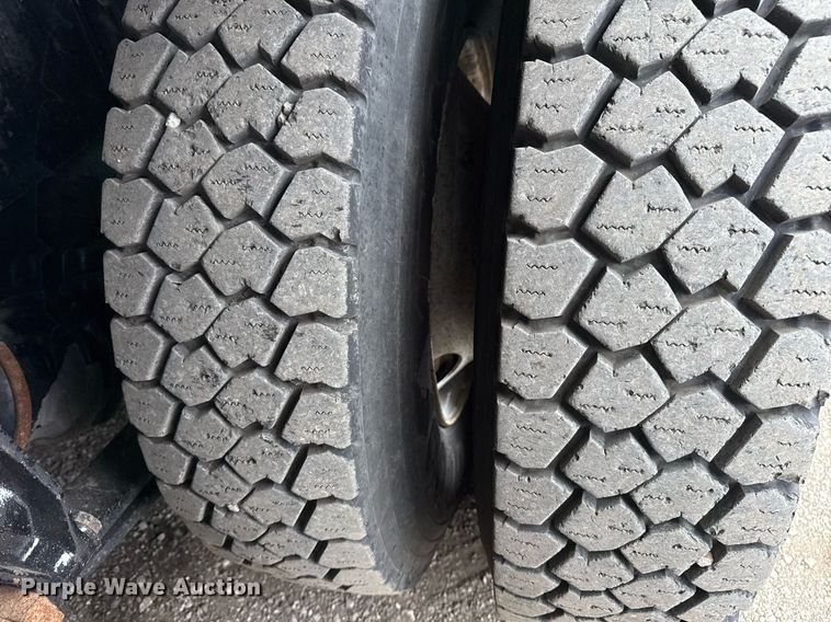 image for item EG5717 2007 Freightliner Business Class M2 Crew Cab crane truck