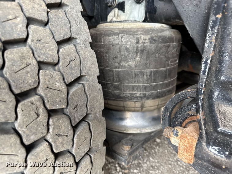 image for item EG5717 2007 Freightliner Business Class M2 Crew Cab crane truck