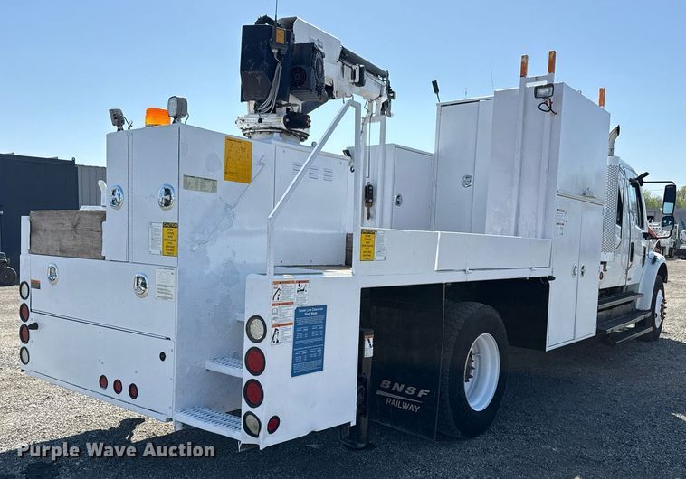 image for item EG5743 2007 Freightliner  Business Class M2 Crew Cab utility / service truck