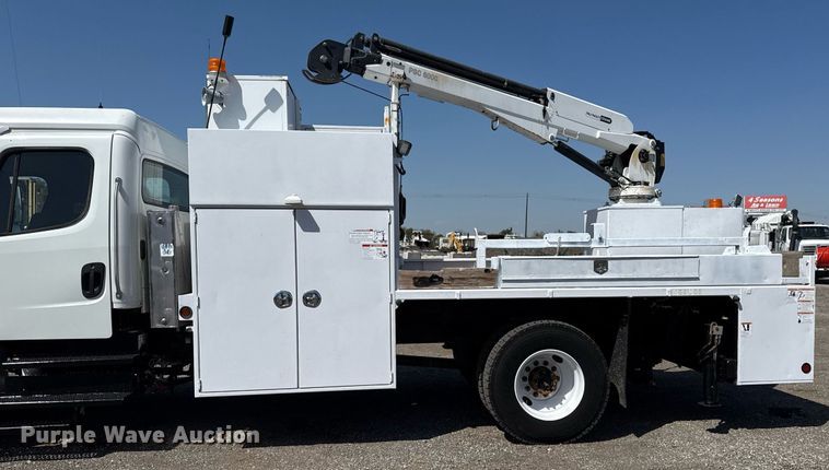 image for item EG5743 2007 Freightliner  Business Class M2 Crew Cab utility / service truck