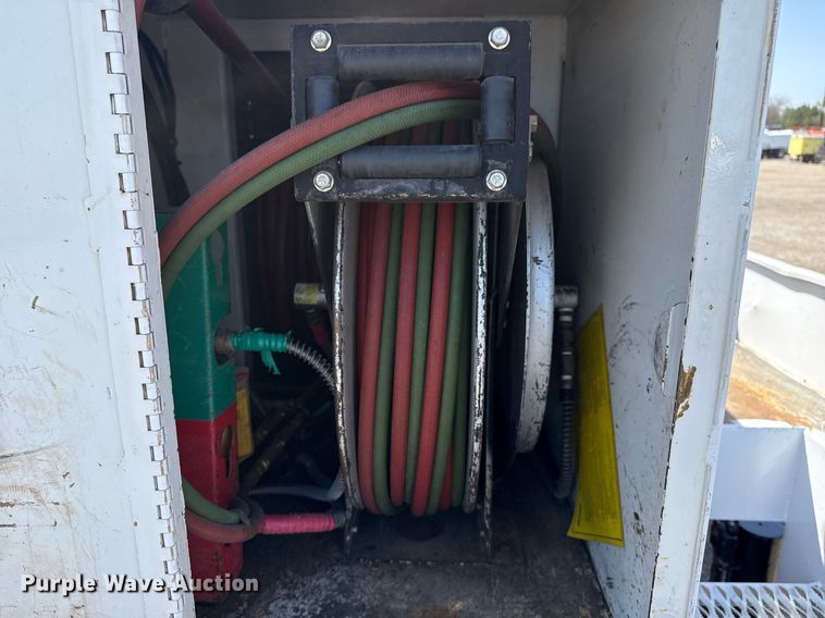 image for item EG5743 2007 Freightliner  Business Class M2 Crew Cab utility / service truck