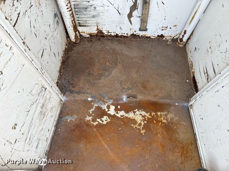 image for item EG5743 2007 Freightliner  Business Class M2 Crew Cab utility / service truck