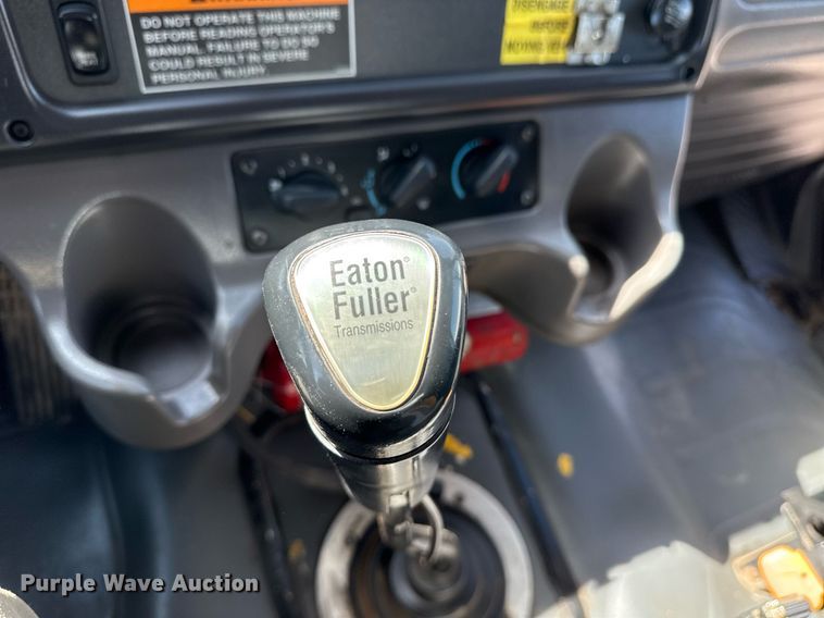 image for item EG5743 2007 Freightliner  Business Class M2 Crew Cab utility / service truck