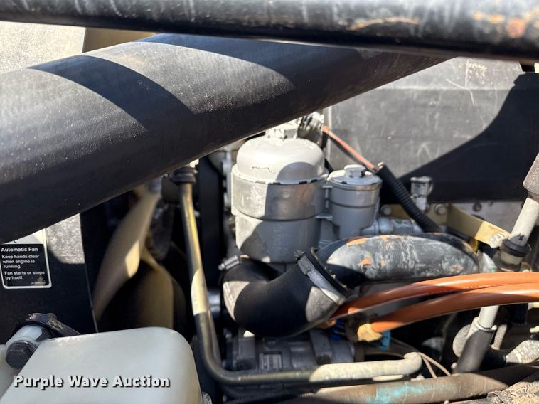 image for item EG5743 2007 Freightliner  Business Class M2 Crew Cab utility / service truck