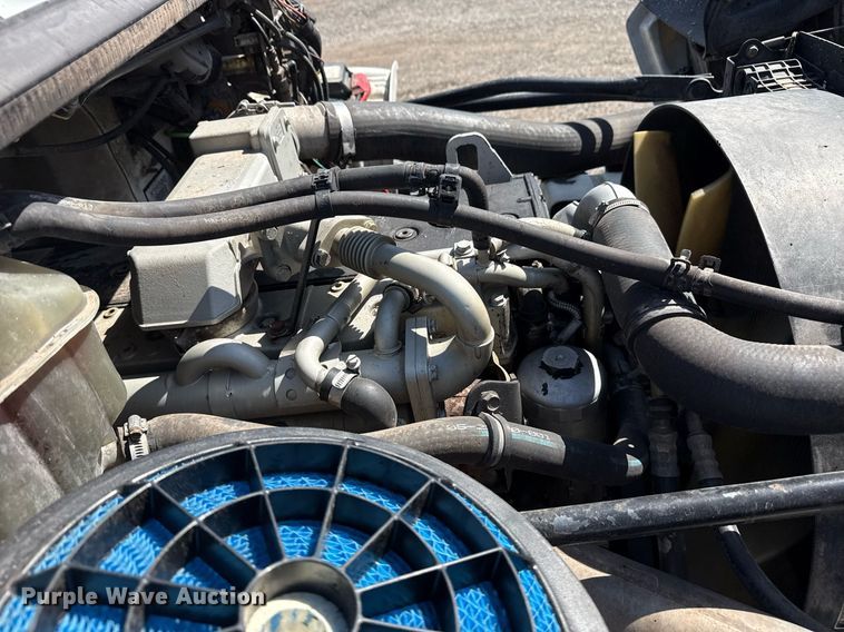 image for item EG5743 2007 Freightliner  Business Class M2 Crew Cab utility / service truck