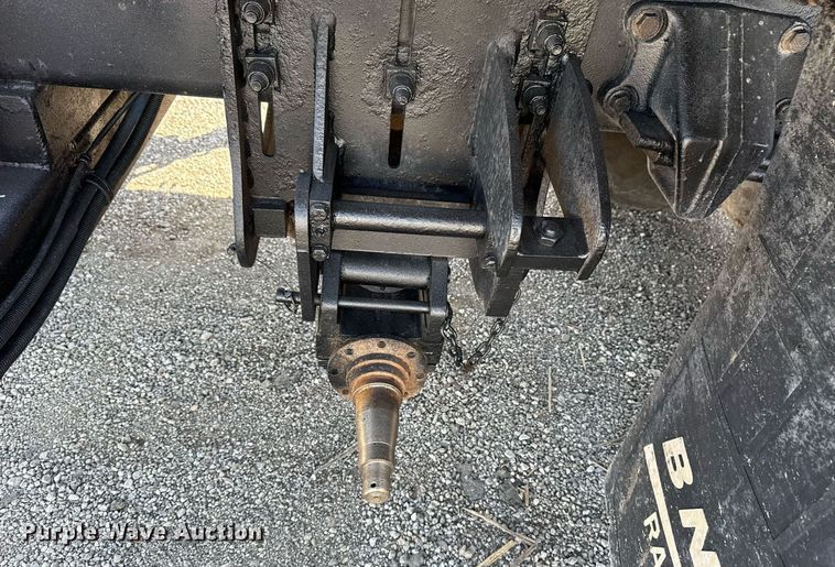 image for item EG5743 2007 Freightliner  Business Class M2 Crew Cab utility / service truck