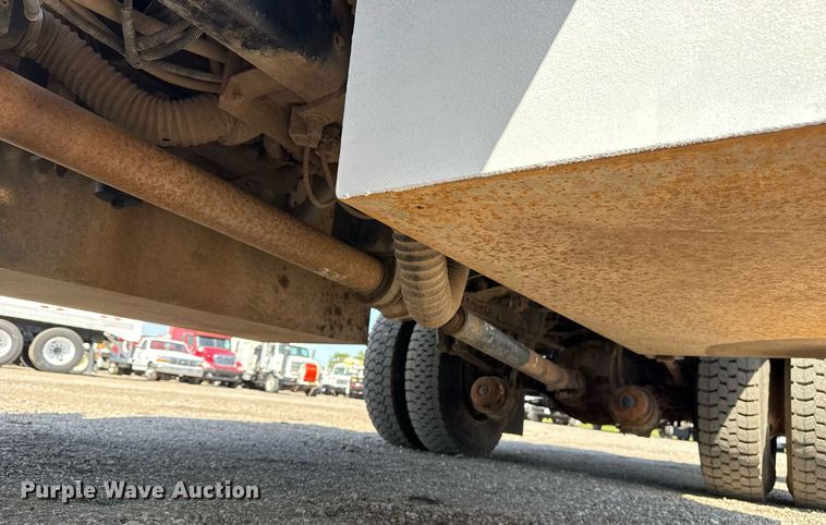 image for item EG5743 2007 Freightliner  Business Class M2 Crew Cab utility / service truck