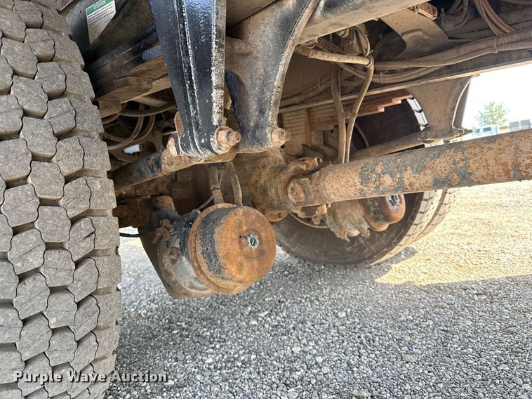 image for item EG5743 2007 Freightliner  Business Class M2 Crew Cab utility / service truck