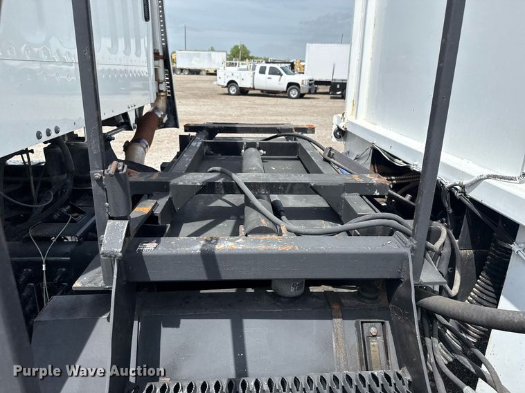 image for item EG5769 2008 Freightliner Business Class M2 Ext. Cab utility / service truck