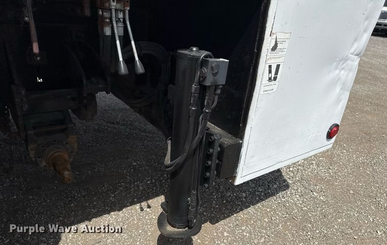 image for item EG5769 2008 Freightliner Business Class M2 Ext. Cab utility / service truck