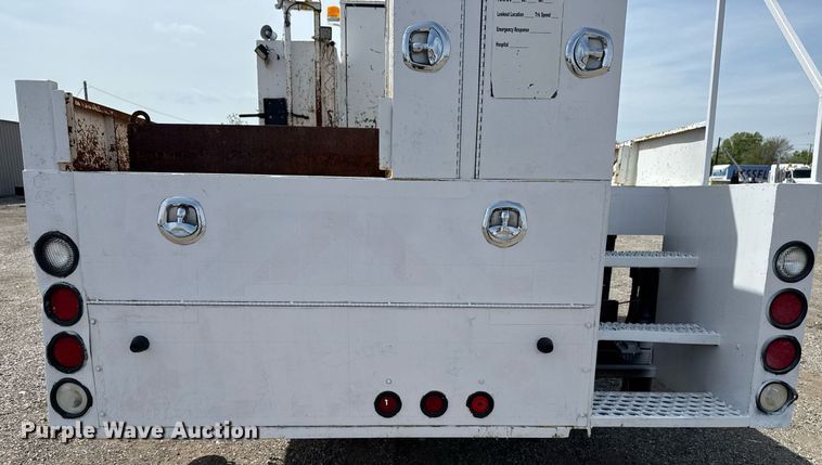 image for item EG5769 2008 Freightliner Business Class M2 Ext. Cab utility / service truck