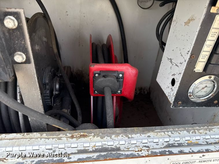 image for item EG5769 2008 Freightliner Business Class M2 Ext. Cab utility / service truck