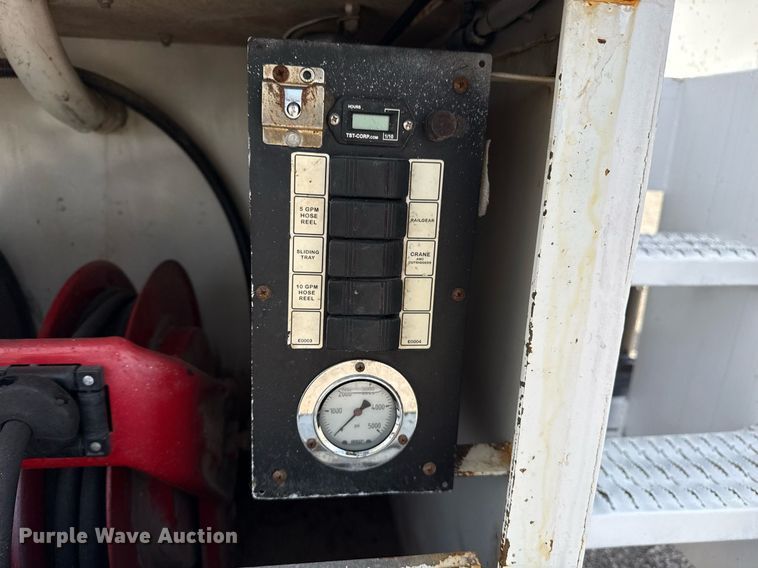 image for item EG5769 2008 Freightliner Business Class M2 Ext. Cab utility / service truck