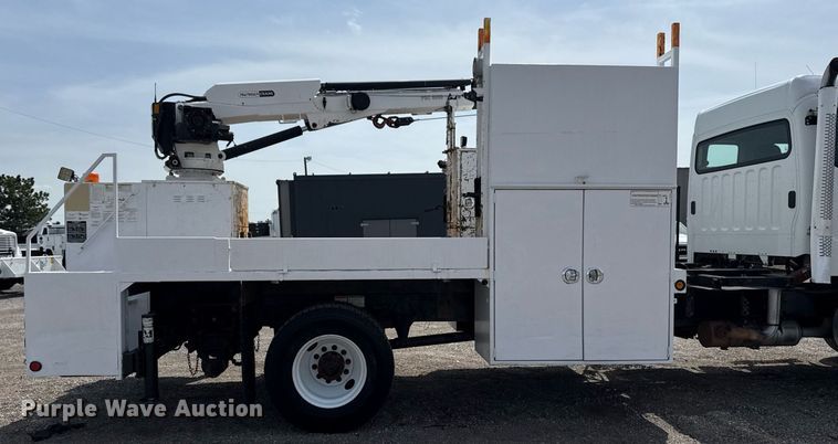 image for item EG5769 2008 Freightliner Business Class M2 Ext. Cab utility / service truck