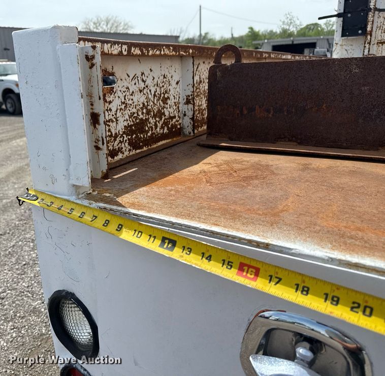 image for item EG5769 2008 Freightliner Business Class M2 Ext. Cab utility / service truck