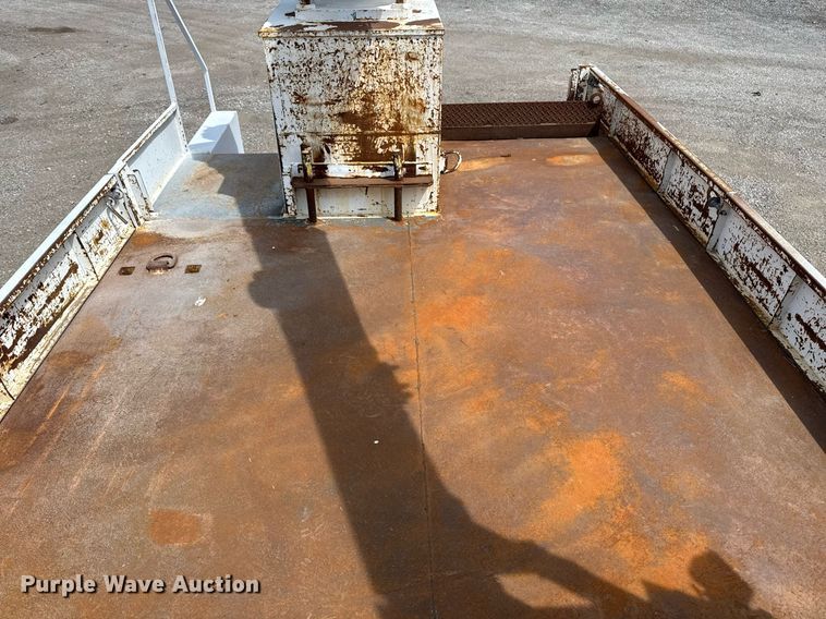 image for item EG5769 2008 Freightliner Business Class M2 Ext. Cab utility / service truck