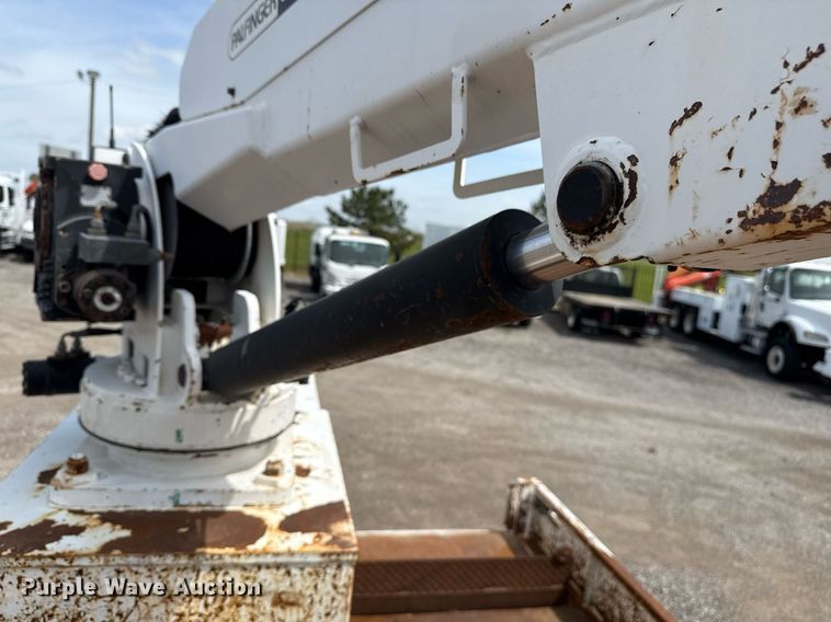 image for item EG5769 2008 Freightliner Business Class M2 Ext. Cab utility / service truck