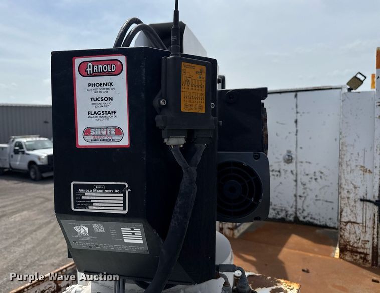 image for item EG5769 2008 Freightliner Business Class M2 Ext. Cab utility / service truck