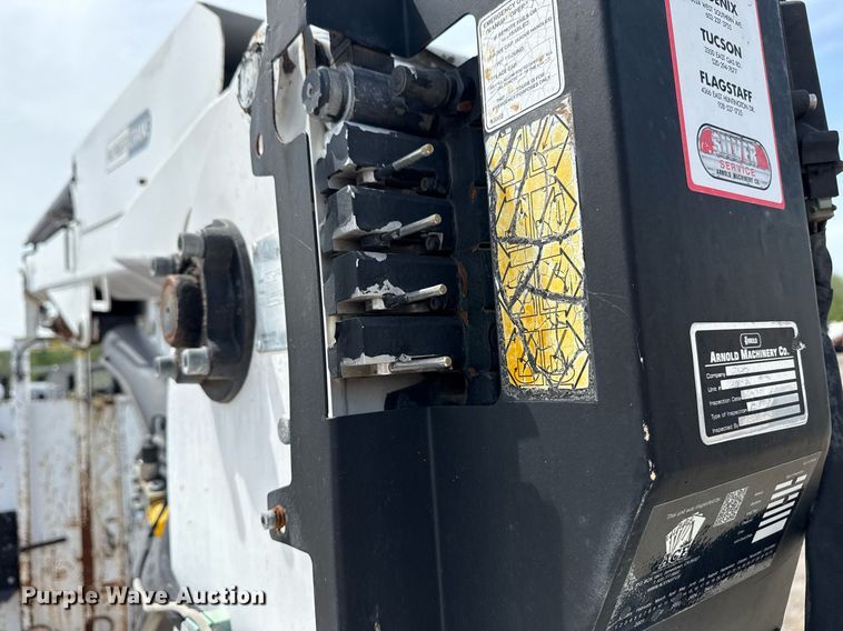 image for item EG5769 2008 Freightliner Business Class M2 Ext. Cab utility / service truck