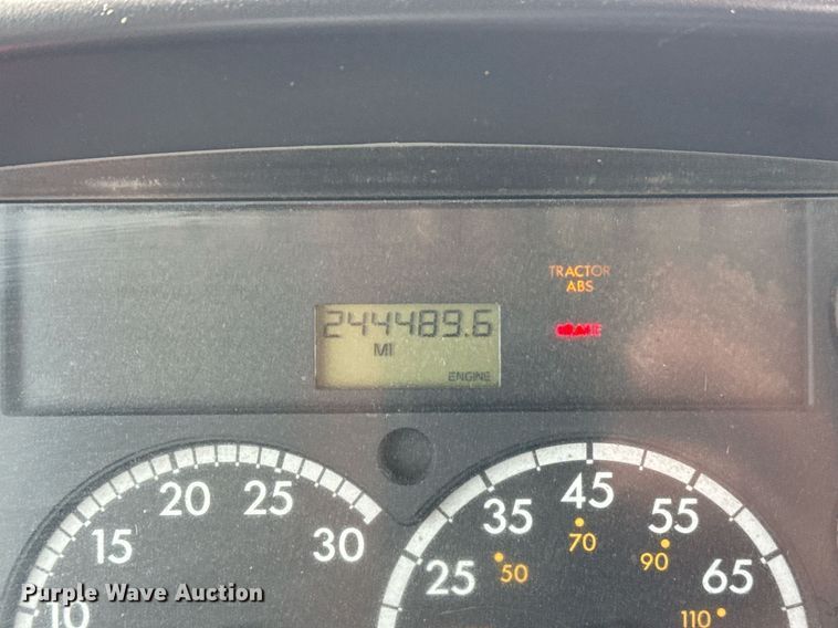 image for item EG5769 2008 Freightliner Business Class M2 Ext. Cab utility / service truck