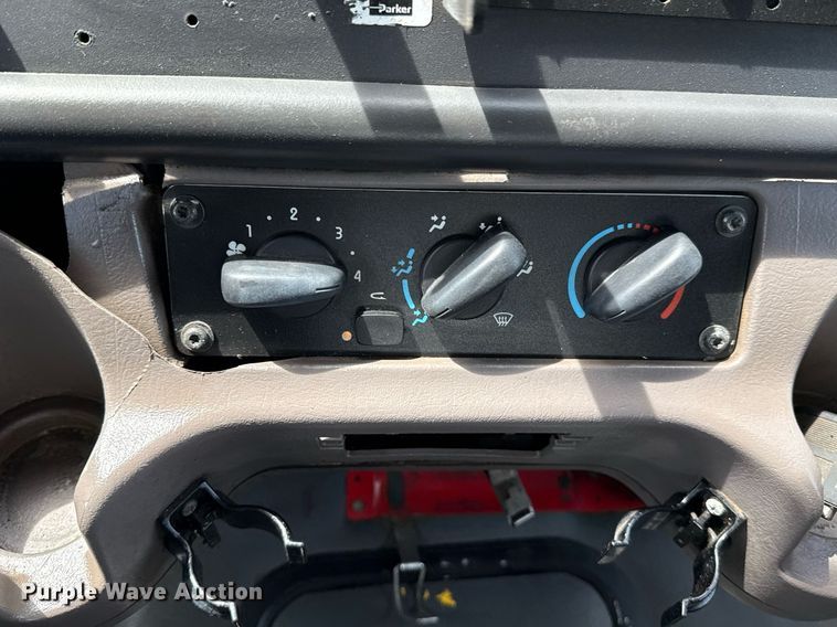 image for item EG5769 2008 Freightliner Business Class M2 Ext. Cab utility / service truck