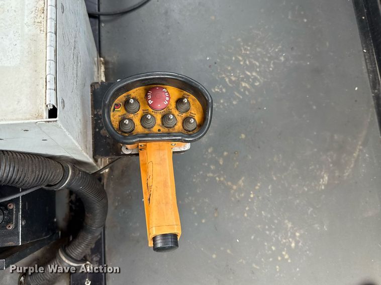 image for item EG5769 2008 Freightliner Business Class M2 Ext. Cab utility / service truck