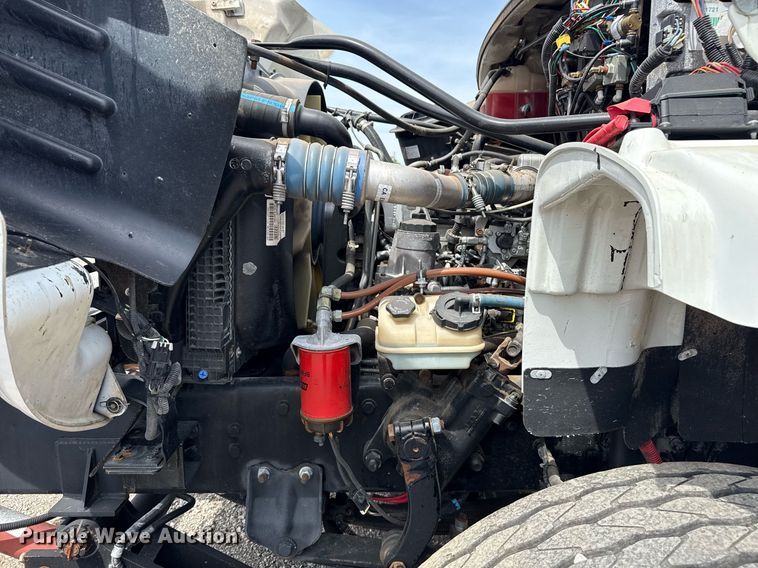 image for item EG5769 2008 Freightliner Business Class M2 Ext. Cab utility / service truck