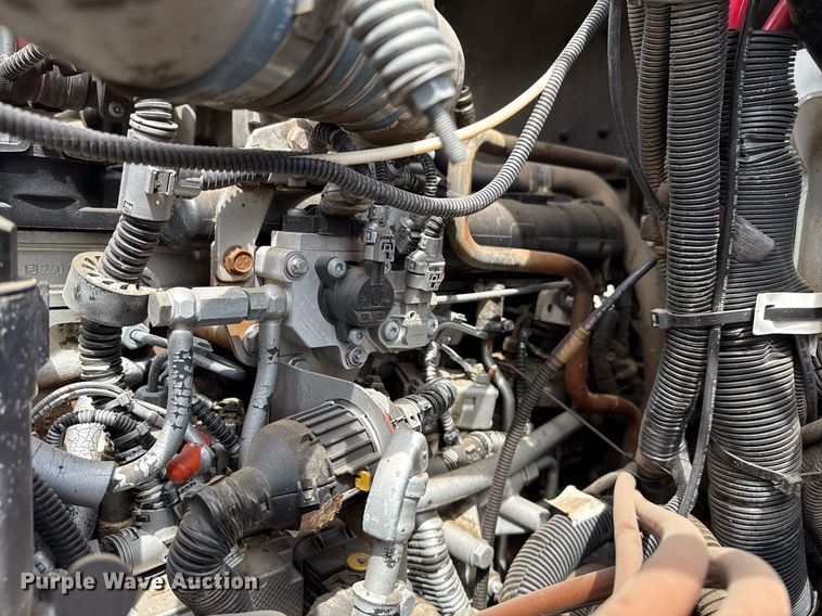 image for item EG5769 2008 Freightliner Business Class M2 Ext. Cab utility / service truck