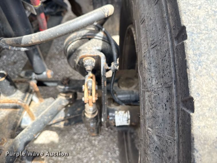 image for item EG5769 2008 Freightliner Business Class M2 Ext. Cab utility / service truck