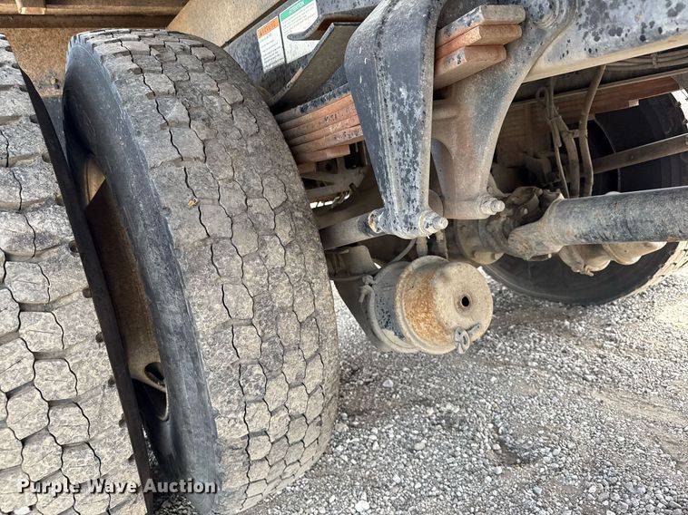 image for item EG5769 2008 Freightliner Business Class M2 Ext. Cab utility / service truck