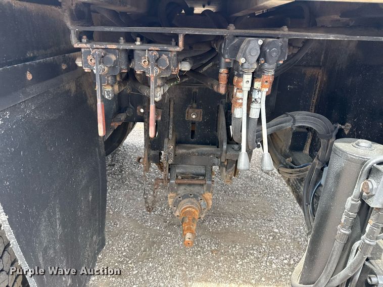 image for item EG5769 2008 Freightliner Business Class M2 Ext. Cab utility / service truck