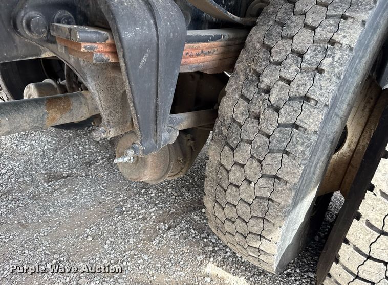 image for item EG5769 2008 Freightliner Business Class M2 Ext. Cab utility / service truck