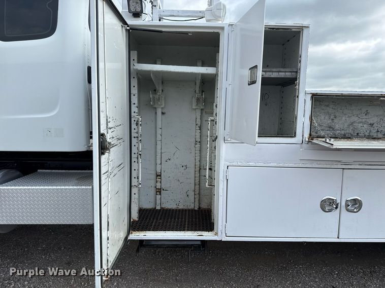 image for item EG5779 2007 Freightliner Business Class M2 Ext. Cab crane truck