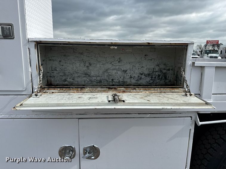 image for item EG5779 2007 Freightliner Business Class M2 Ext. Cab crane truck