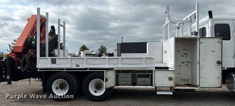 image for item EG5779 2007 Freightliner Business Class M2 Ext. Cab crane truck