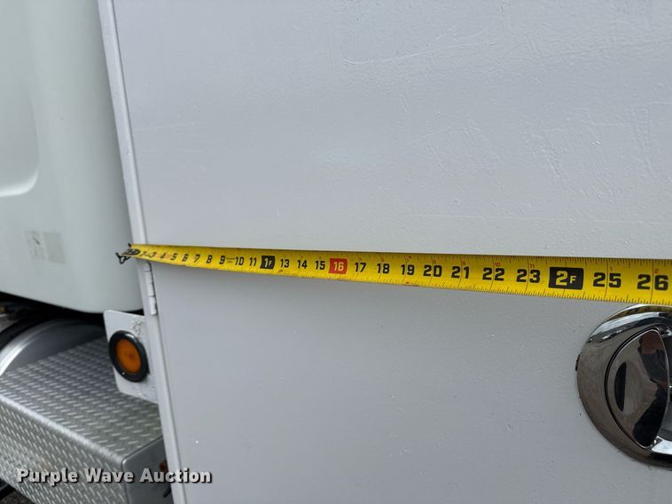 image for item EG5779 2007 Freightliner Business Class M2 Ext. Cab crane truck